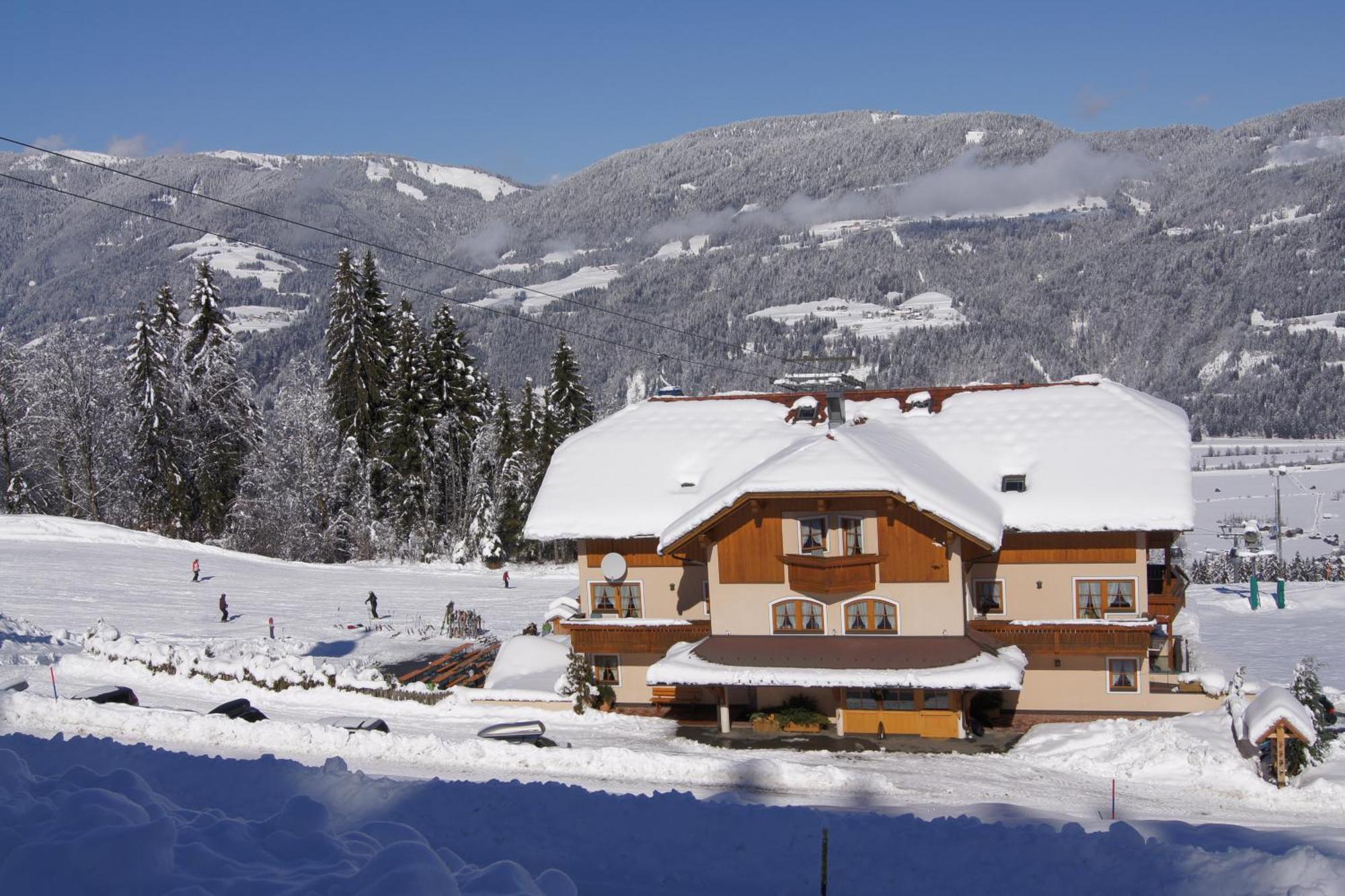 Schlanitzen Aparthotel Ederhof المظهر الخارجي الصورة