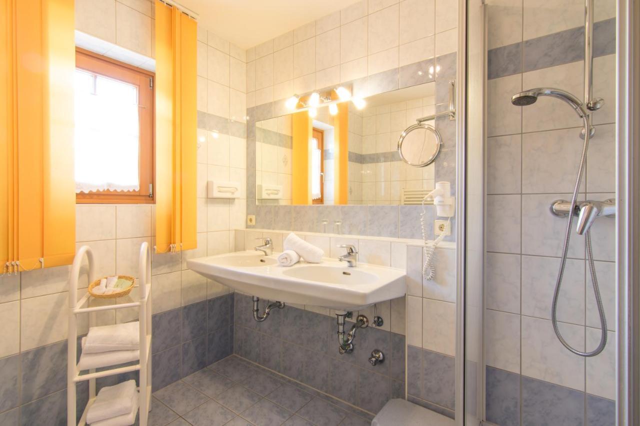 Schlanitzen Aparthotel Ederhof المظهر الخارجي الصورة